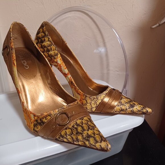 Aldo Baroque Patterned Stiletto Heel - Picture 1 of 5